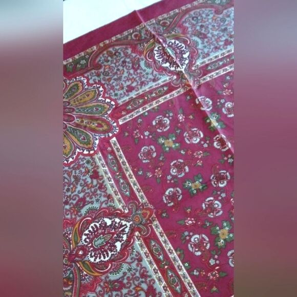 Vintage 💯 Silk Scarf William Morris Style Paisley Red & Gold - Picture 11 of 16